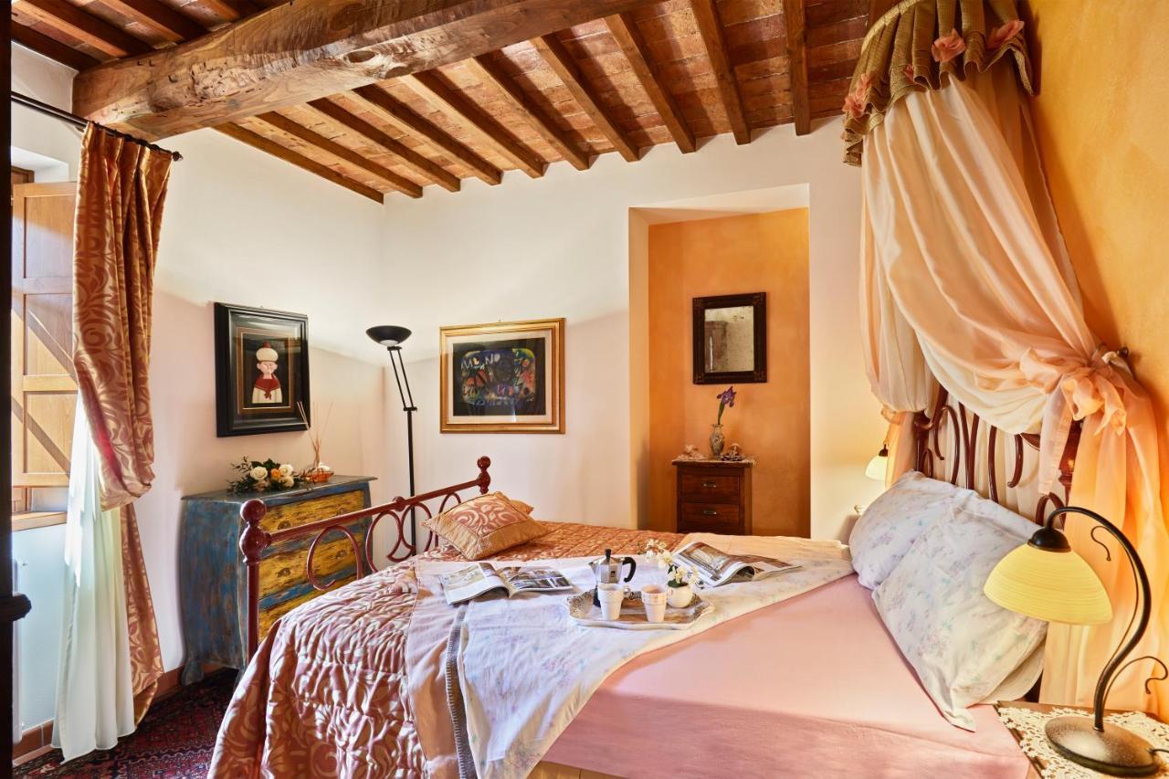 Podere La Casina Country Chic Apartment Rigomagno ภายนอก รูปภาพ